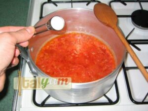 Tomato sauce (Sugo al pomodoro) | Vegetable recipes