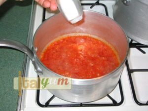 Tomato sauce (Sugo al pomodoro) | Vegetable recipes