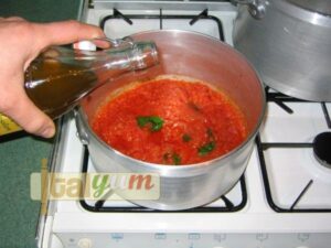 Tomato sauce (Sugo al pomodoro) | Vegetable recipes