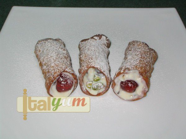 Sicilian cannoli (Cannoli siciliani) | Dessert Recipes Web Photo 1