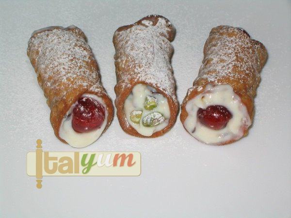 Sicilian cannoli (Cannoli siciliani) | Dessert Recipes Web Photo 1