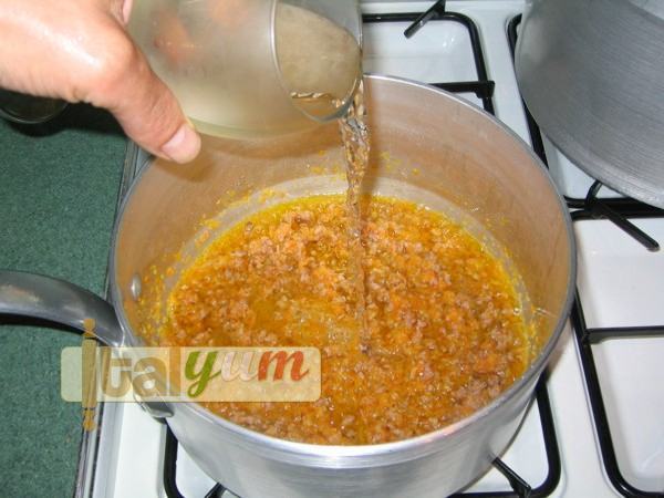 Maccheroni with sausage and beans sauce | Pasta recipes