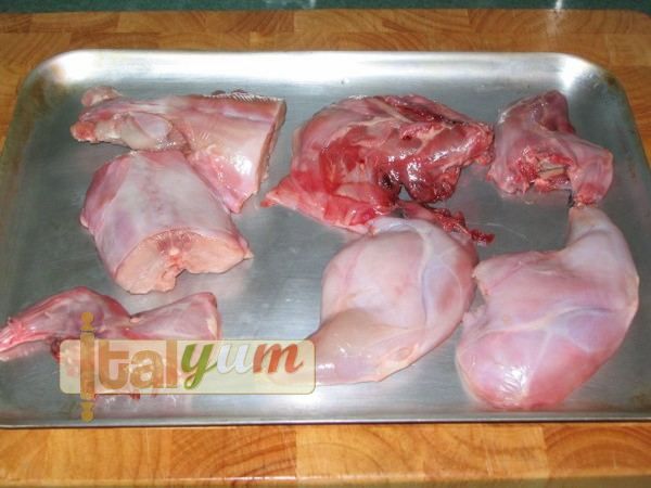 Rabbit Liguria style | Meat Recipes