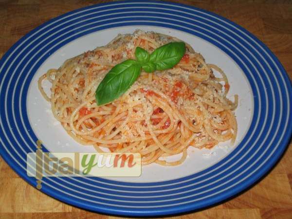 Tomato Spaghetti (Spaghetti al pomodoro) | Pasta recipes