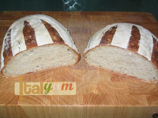 Sourdough bread (Pane toscano a lievitazione naturale) | Bakery