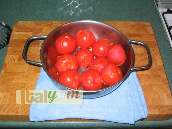 Tomato Spaghetti (Spaghetti al pomodoro) | Pasta recipes