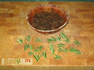 Poor man's chestnut cake (Castagnaccio) | Bakery