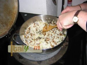 Mushroom risotto (Risotto ai funghi porcini) | Risotto recipes
