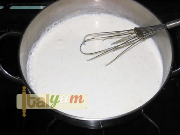 Bechamel sauce (Salsa besciamella) | Top tips