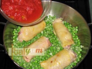 Chicken with peas (Pollo con i piselli) | Meat Recipes