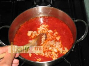 Fusilli with tuna sauce (Fusilli al tonno) | Pasta recipes