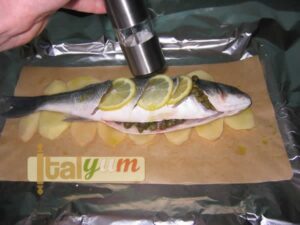Sea bass wrapped in cooking foil (Spigola/Branzino al cartoccio) | Seafood recipes