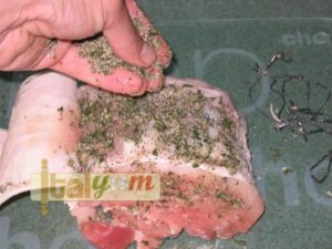 Roast pork leg joint (Arrosto di maiale) | Meat Recipes