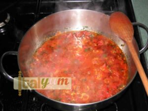 Red mullets in tomato sauce (Triglie alla Livornese) | Seafood recipes