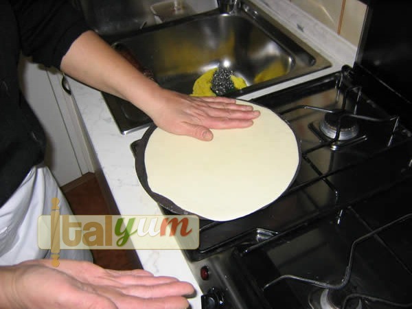 Piadina flatbread (Piadina romagnola) | Bakery