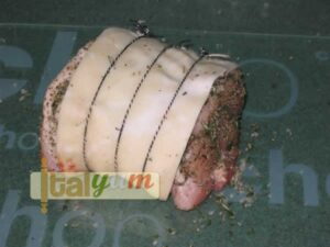Roast pork leg joint (Arrosto di maiale) | Meat Recipes