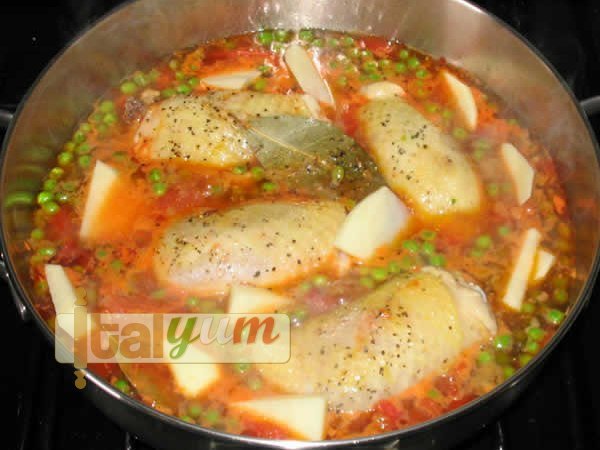 Chicken with peas (Pollo con i piselli) | Meat Recipes