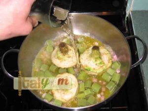 Artichokes with pancetta (Carciofi con pancetta) | Vegetable recipes