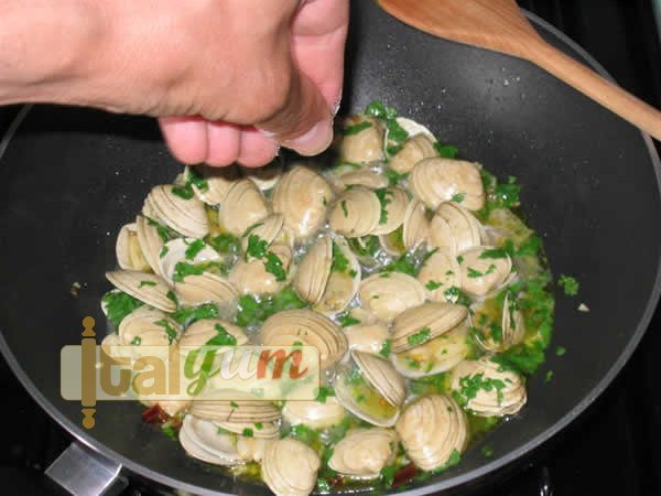 Linguine with clams | Pasta recipes