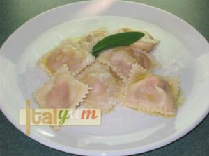 Pumpkin ravioli (Ravioli di zucca) | Pasta recipes