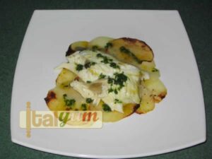 Plaice with potatoes (Rombo con patate) | Seafood recipes