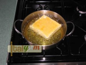 Mozzarella in a carriage (Mozzarella in carrozza) | Special Recipes