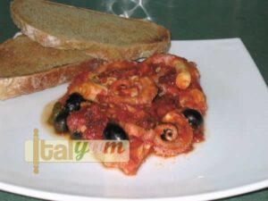 Octopus in tomato sauce (Polpo in salsa di pomodoro) | Seafood recipes