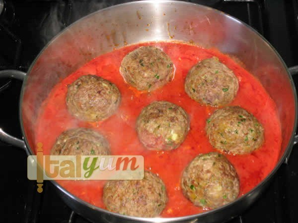 Frankie's meatballs (pasta sauce) | Meat Recipes