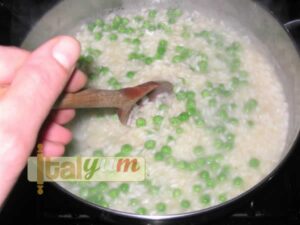 Pea risotto (risotto con i piselli) | Risotto recipes