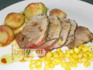 Roast pork leg joint (Arrosto di maiale) | Meat Recipes