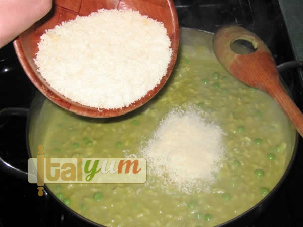 Pea risotto (risotto con i piselli) | Risotto recipes