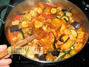 Sicilian vegetable stew (Caponata siciliana) | Vegetable recipes