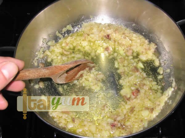 Risotto Milanese (Risotto alla Milanese) | Risotto recipes