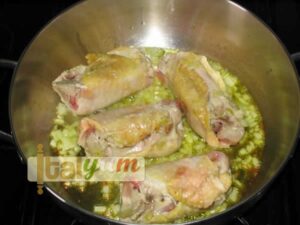 Chicken with peas (Pollo con i piselli) | Meat Recipes