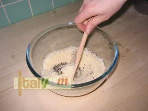 Spaghetti with pecorino and black pepper (Spaghetti cacio e pepe) | Pasta recipes