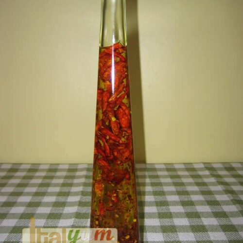 Hot chilli oil (olio di peperoncino) | Special Recipes